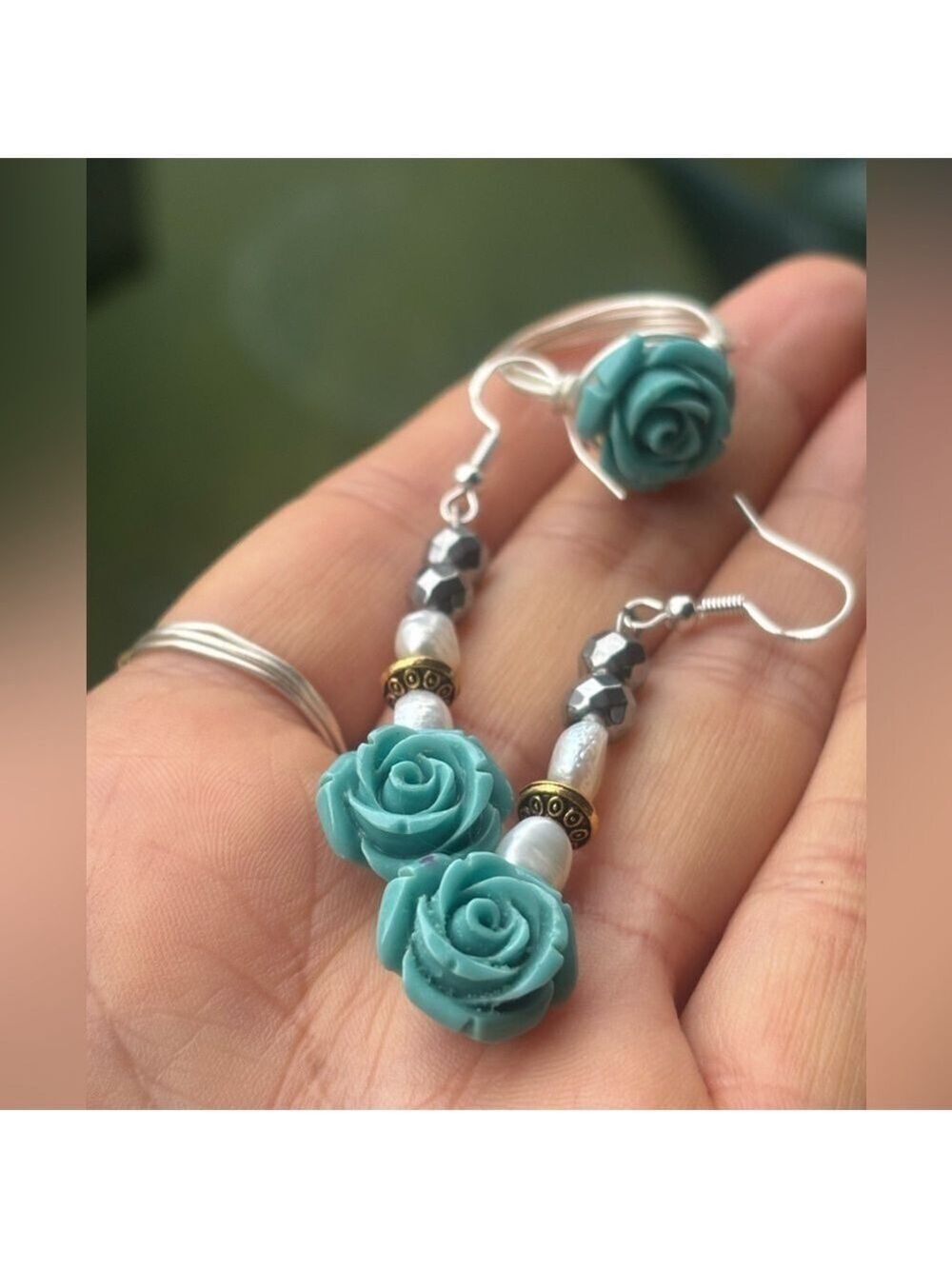 Vintage Style Genuine Pearl, Hematite & Acrylic Blue Rose Earrings And Ring Set